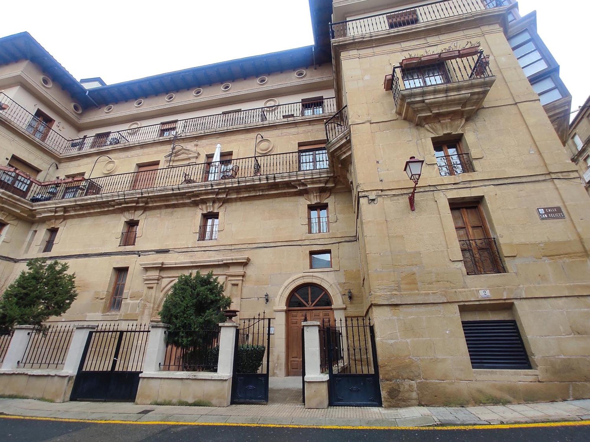 Apartamento Palacio De Las Sevillanas Haro Exterior photo